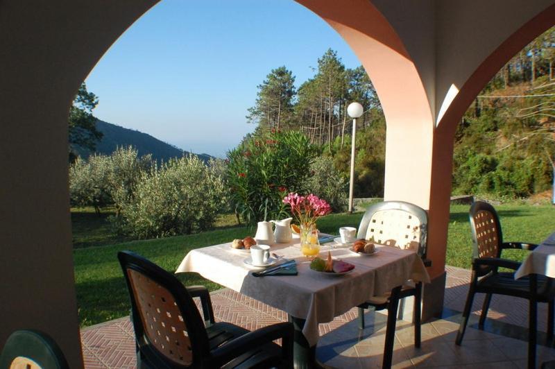 Hotel La Rossola Resort & Natura โบนัสโซลา ภายนอก รูปภาพ