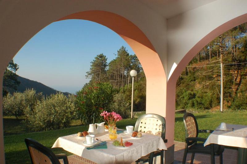 Hotel La Rossola Resort & Natura โบนัสโซลา ภายนอก รูปภาพ