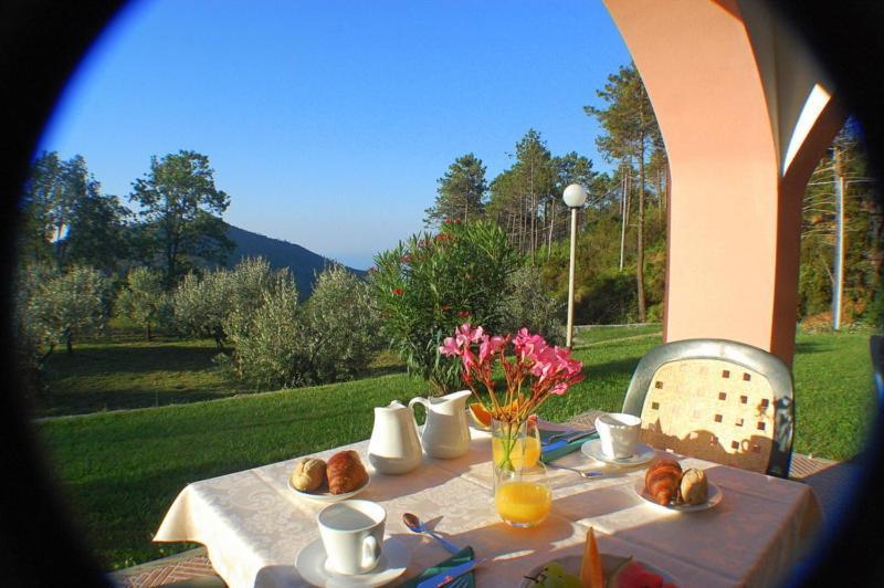 Hotel La Rossola Resort & Natura โบนัสโซลา ภายนอก รูปภาพ