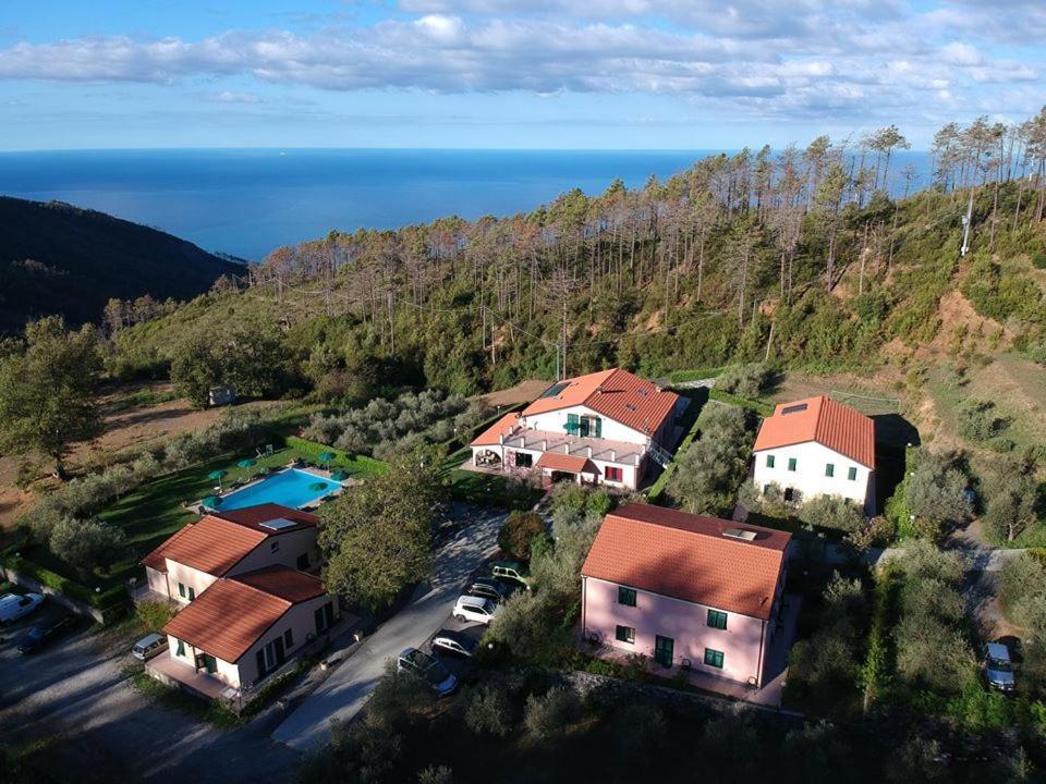 Hotel La Rossola Resort & Natura โบนัสโซลา ภายนอก รูปภาพ
